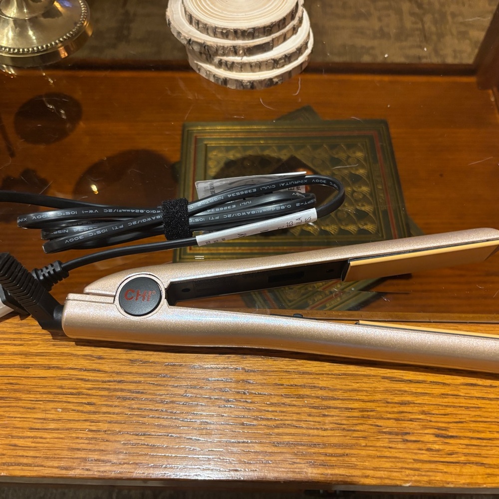 CHI Gold Hair Straightener